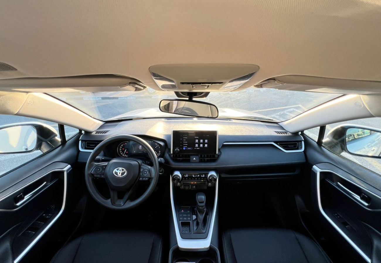 Toyota Rav4 XLE Full Option 2.5L V4  2026 _ WHITE