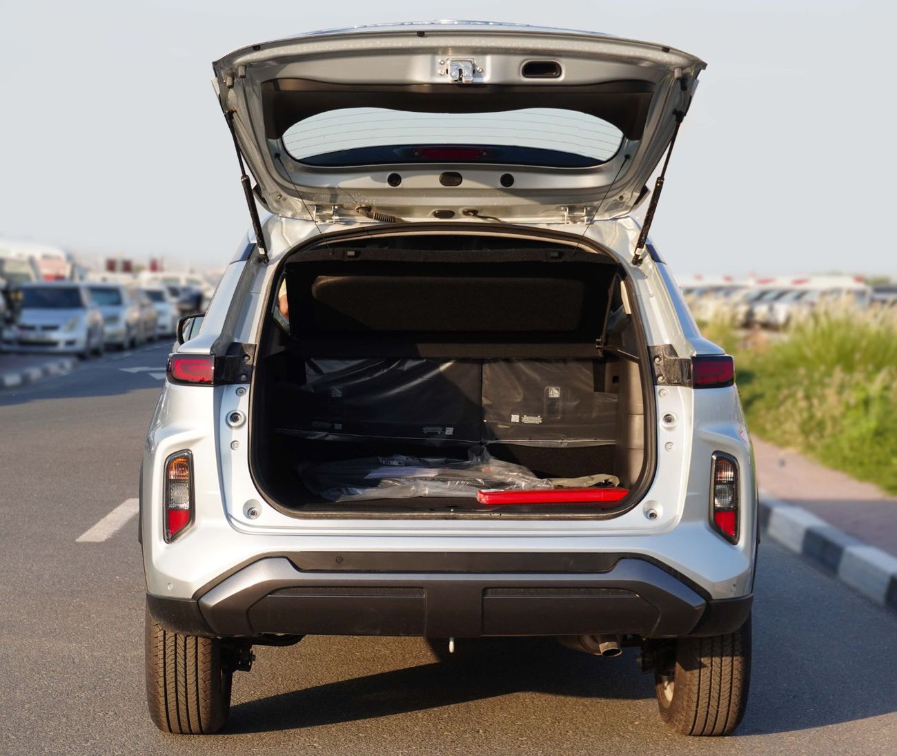 Toyota Urban Cruiser 1.5L GLX, A/T 2026 SILVER