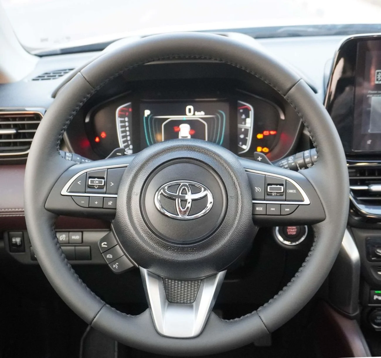 Toyota Urban Cruiser 1.5L GLX, A/T 2026 SILVER