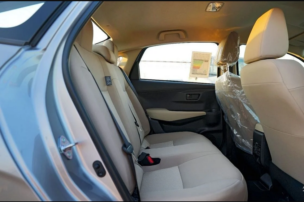 Toyota Yaris 1.3L - Climate Control  2026