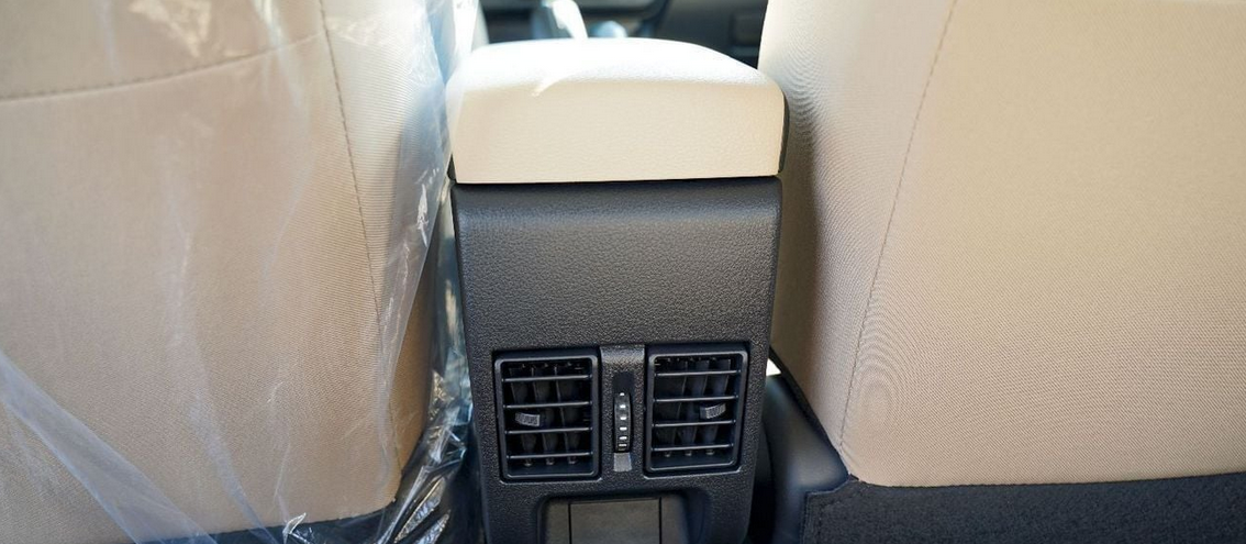 Toyota Yaris 1.3L - Climate Control  2026