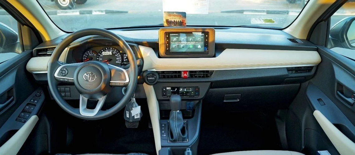 Toyota Yaris 1.3L - Climate Control  2026
